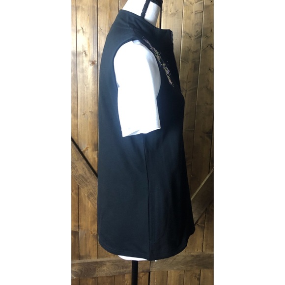 Quaker Factory Embroidered Vest and Tee Size XS - Picture 7 of 11